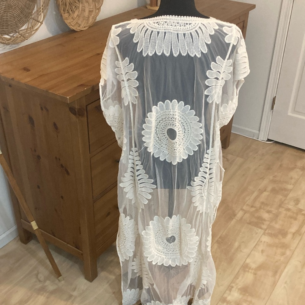 Cupshe swim cover up - Picture 14 of 16